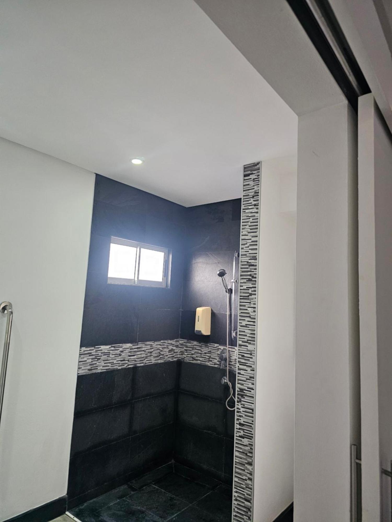 Pura vida apartments Quepos Habitación foto